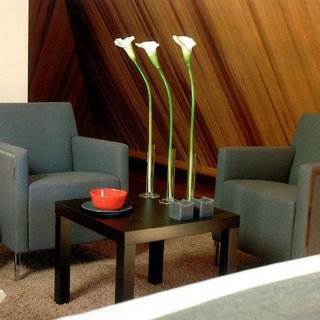 Saurus Hotel Алтамура Екстериор снимка